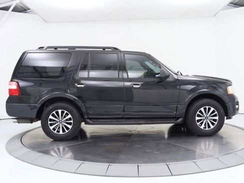 Used 2015 Ford Expedition XLT w/ Equipment Group 202A image 6