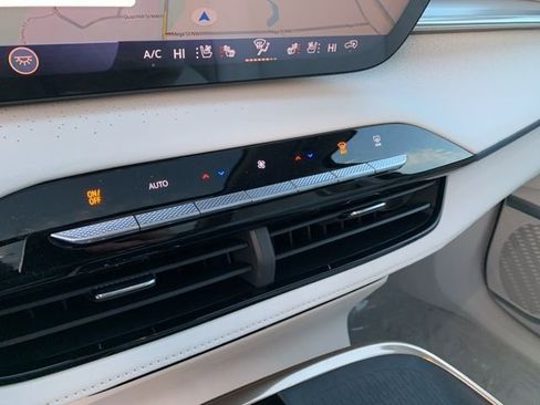 New 2026 Buick Enclave Avenir w/ Super Cruise Package AWD/4WD image 23