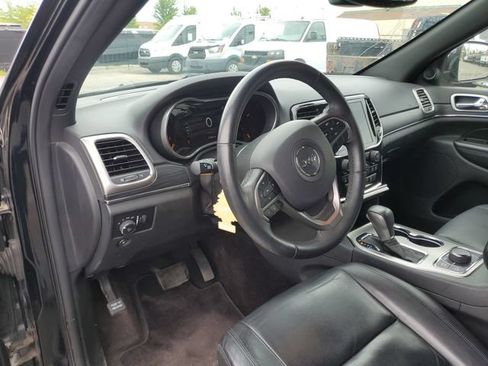 Used 2019 Jeep Grand Cherokee Limited AWD/4WD image 10