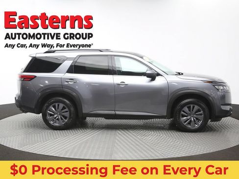 Used 2022 Nissan Pathfinder SV AWD/4WD image 48