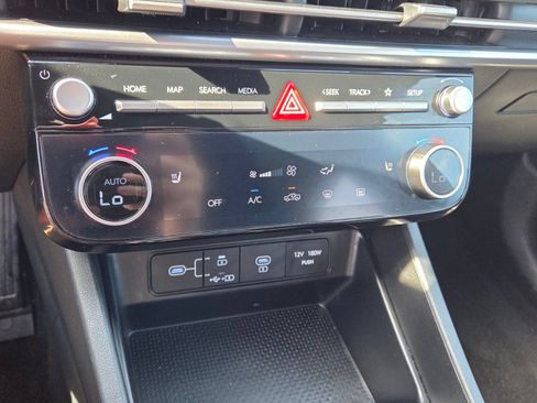 Certified 2025 Hyundai Santa Cruz SEL FWD image 20