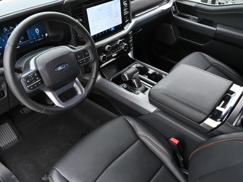 Used 2025 Ford F150 Lariat w/ Equipment Group 502A High image 13