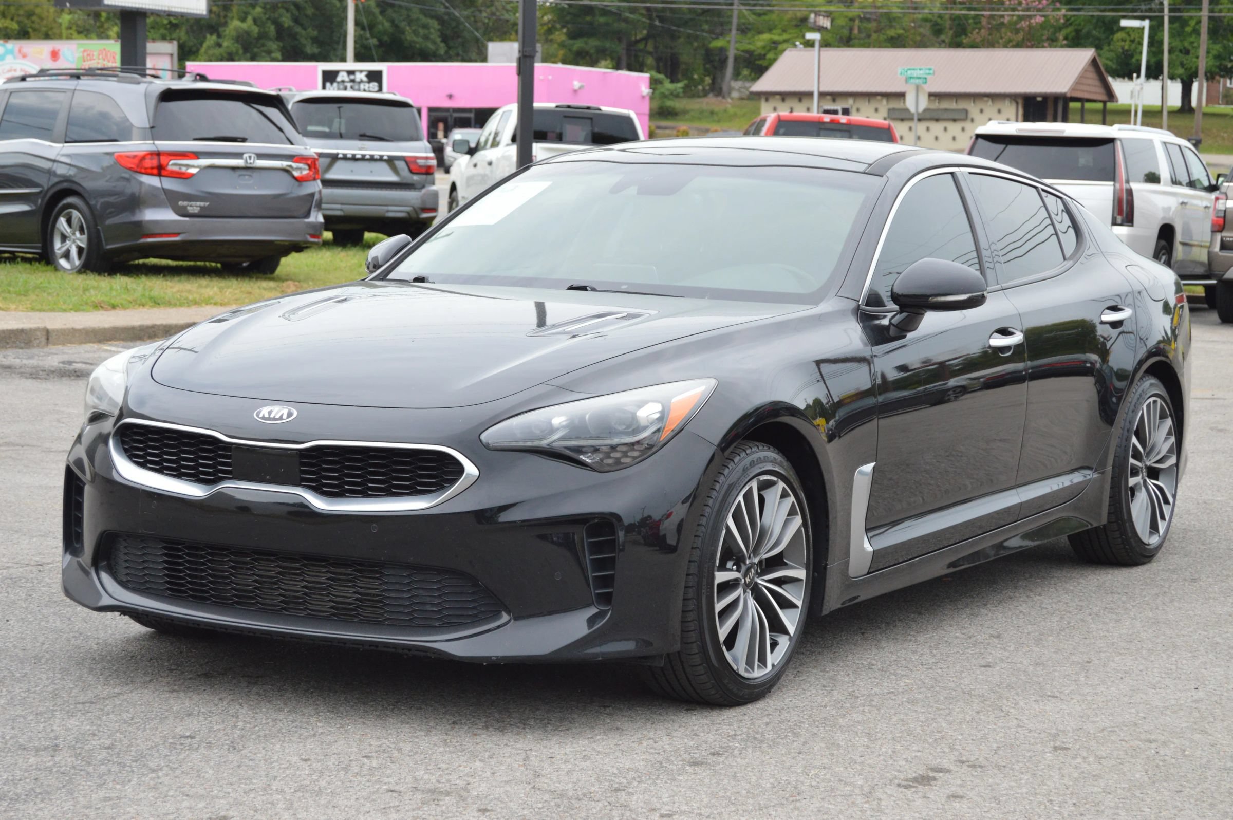 Used 2019 Kia Stinger Premium RWD image 1