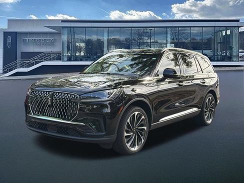 New 2025 Lincoln Aviator Reserve w/ Equipment Group 201A AWD/4WD image 3