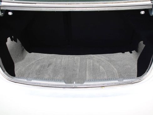 Used 2013 Hyundai Elantra GLS w/ Preferred Pkg image 30