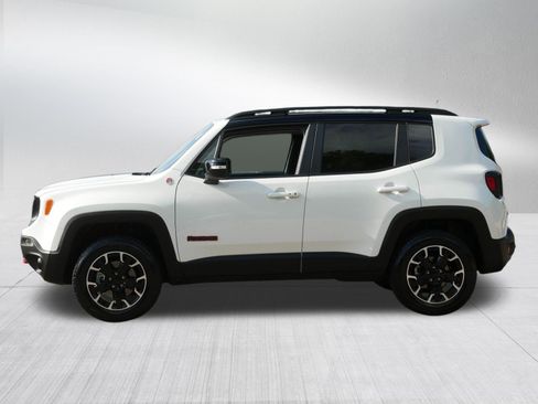 Used 2023 Jeep Renegade Trailhawk w/ Trailhawk Elite Group AWD/4WD image 4