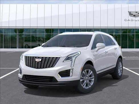 New 2025 Cadillac XT5 Luxury image 6