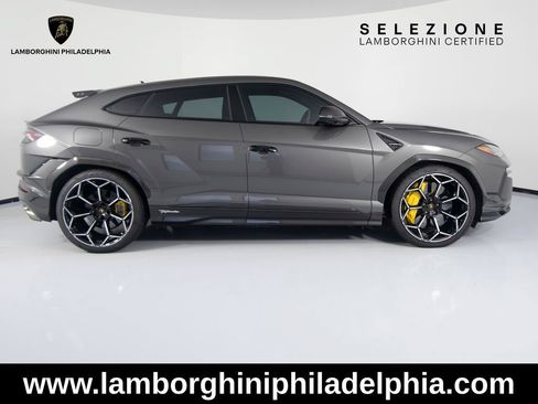 Used 2024 Lamborghini Urus Performante AWD/4WD image 4