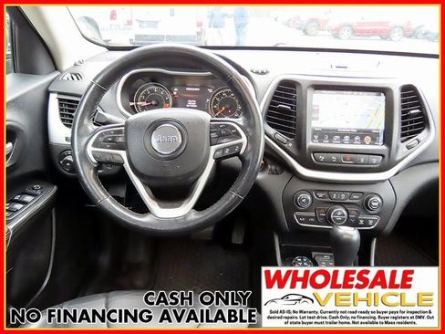Used 2015 Jeep Cherokee Trailhawk w/ Comfort/Convenience Group image 11