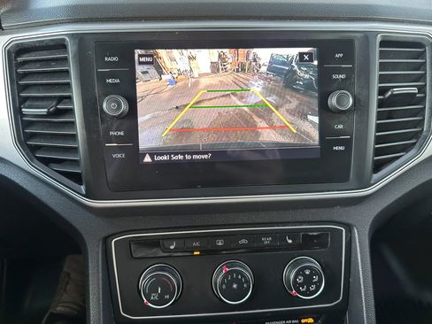 Used 2018 Volkswagen Atlas SE FWD image 6
