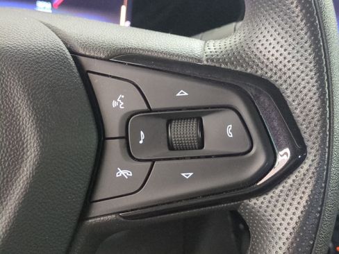 Used 2024 Chevrolet TrailBlazer LT image 28