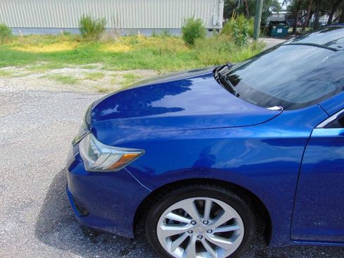 Used 2017 Acura ILX FWD image 13