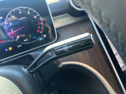 Used 2025 Mercedes-Benz C 300 Sedan image 26