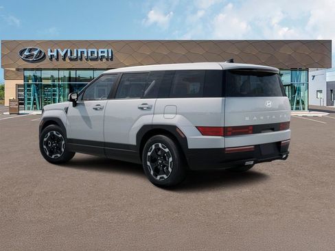 New 2025 Hyundai Santa Fe SE image 3