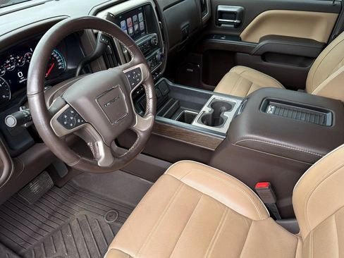 Used 2019 GMC Sierra 3500 Denali w/ Duramax Plus Package image 9