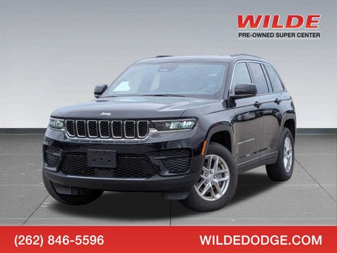 Used 2025 Jeep Grand Cherokee Laredo X w/ Luxury Tech Group I AWD/4WD image 1