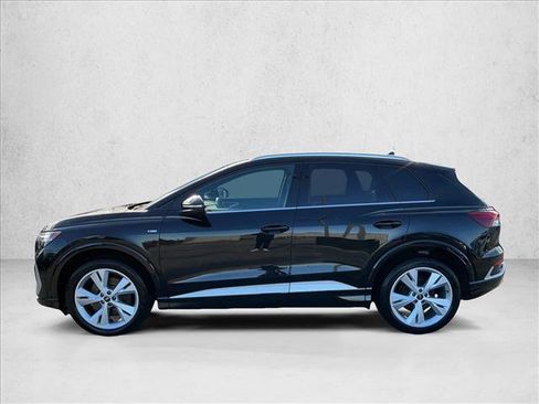 Used 2023 Audi Q4 e-tron Prestige w/ 20" Wheel Package image 8