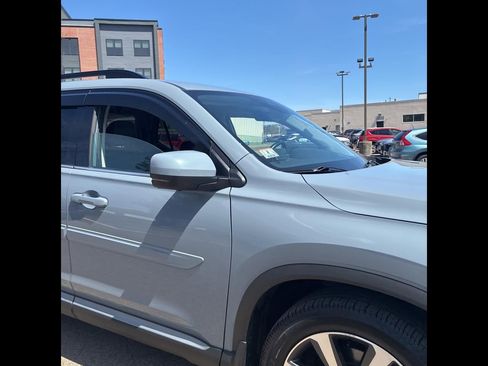 Used 2023 Honda Pilot Elite image 24