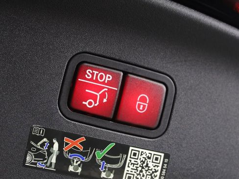 Used 2023 Mercedes-Benz AMG GT 43 w/ Driver Assistance Package image 78