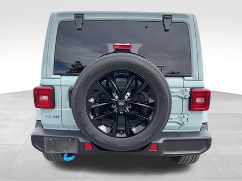 Used 2023 Jeep Wrangler Unlimited Sahara w/ Cold Weather Group image 6