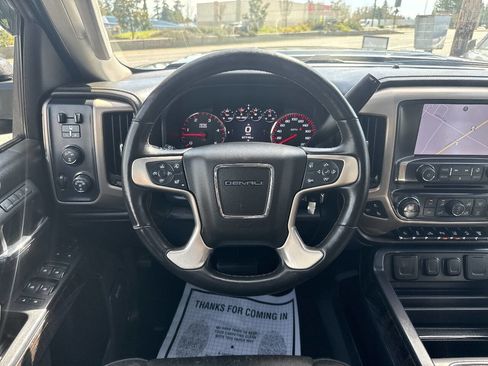 Used 2015 GMC Sierra 3500 Denali image 29