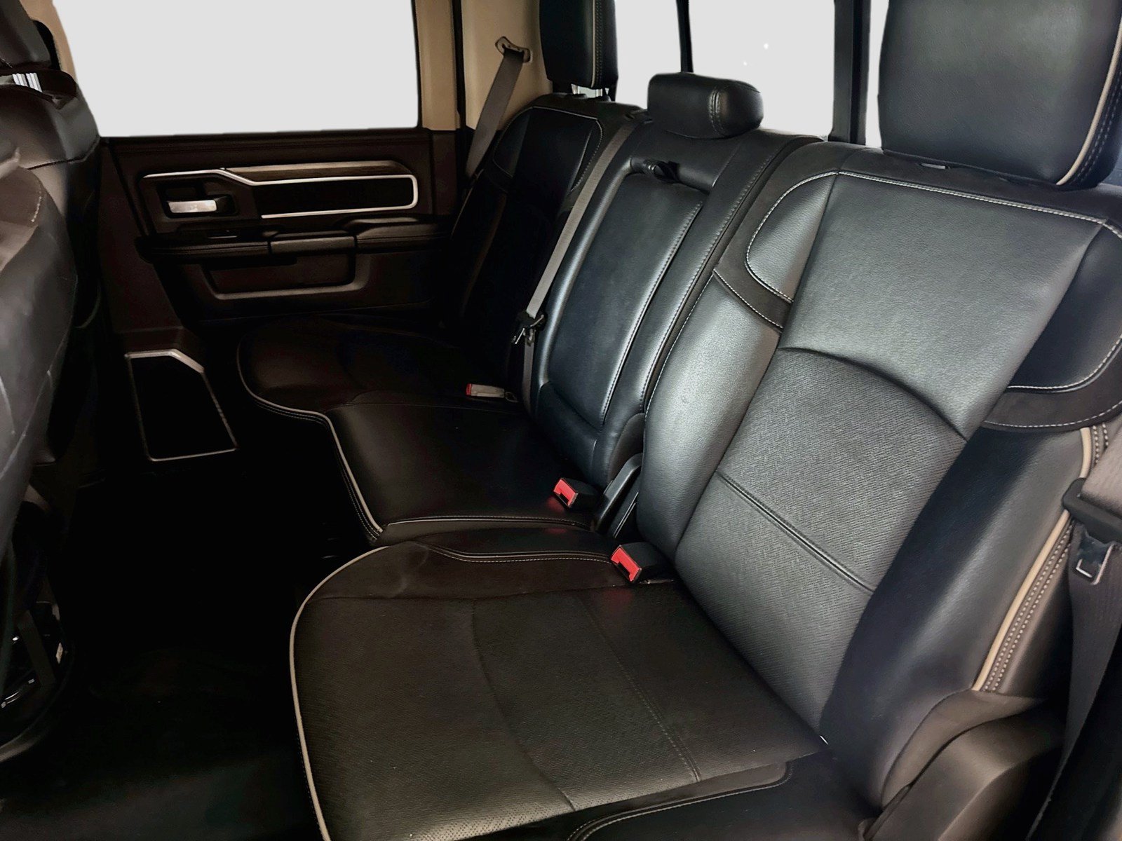 Used 2020 RAM 2500 Laramie AWD/4WD image 14