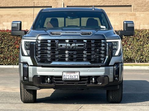 Certified 2024 GMC Sierra 2500 Denali Ultimate image 9