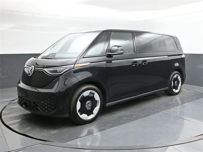 New 2025 Volkswagen ID. Buzz Pro S