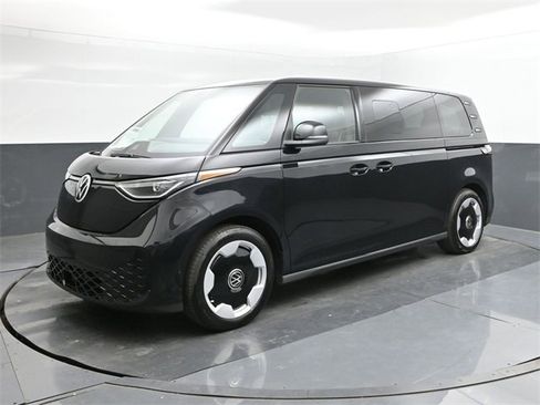 New 2025 Volkswagen ID. Buzz Pro S image 1