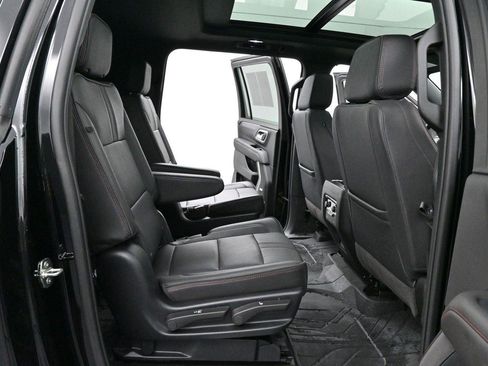 Used 2024 Chevrolet Suburban RST w/ Luxury Package AWD/4WD image 38