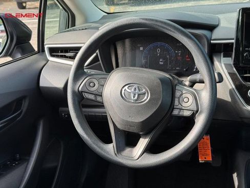 Used 2026 Toyota Corolla LE FWD image 11