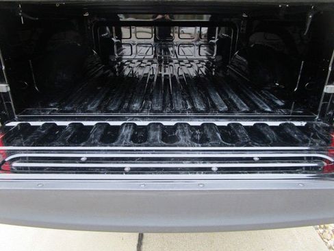 Used 2021 RAM 1500 Express w/ Wheel & Sound Group image 8