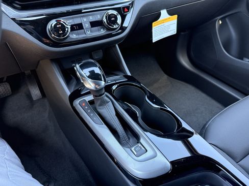 New 2025 Buick Envista Sport Touring w/ Convenience I Package image 17