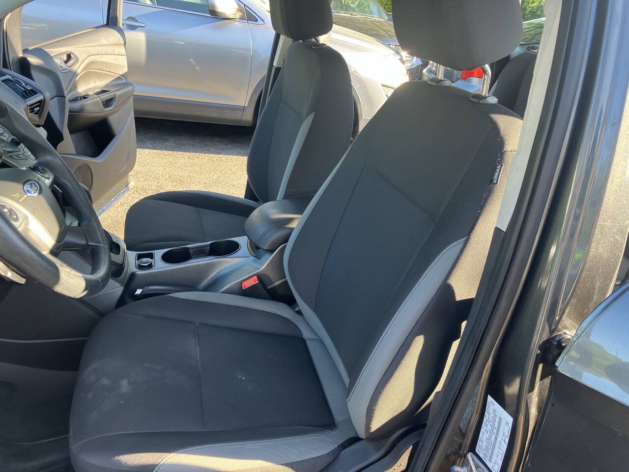 Used 2015 Ford Escape S FWD image 27