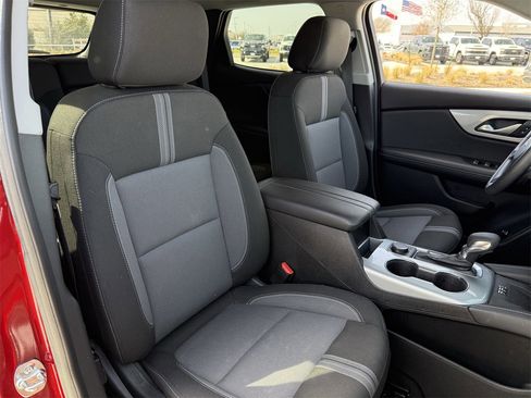 Certified 2024 Chevrolet Blazer LT w/ Convenience Package image 21