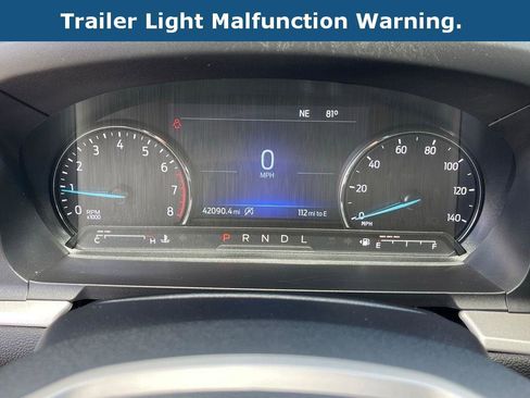 Used 2023 Ford Explorer XLT w/ Equipment Group 202A image 14