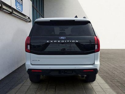 Used 2025 Ford Expedition Active