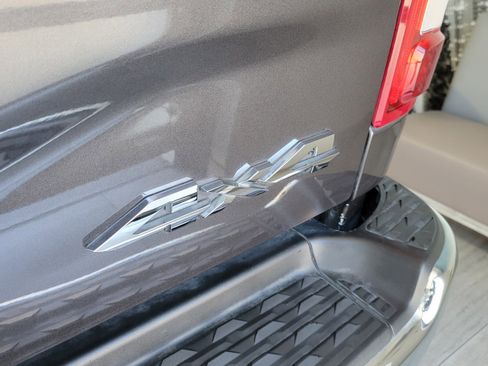 Used 2021 RAM 2500 Laramie AWD/4WD image 5