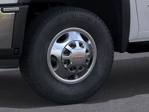 New 2026 GMC Sierra 3500 Pro AWD/4WD image 9