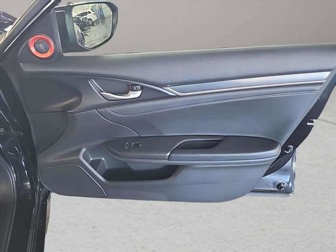 Used 2018 Honda Civic EX-L image 29