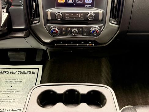 Used 2018 Chevrolet Silverado 1500 LT w/ All Star Edition AWD/4WD image 26
