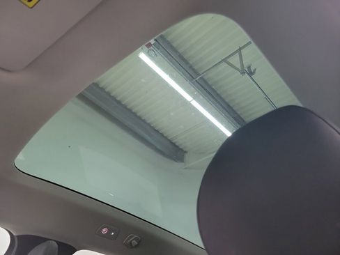 New 2025 Volvo EX90 Ultra image 19