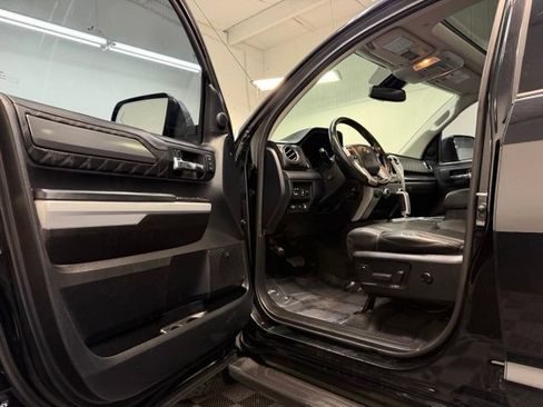 Used 2021 Toyota Tundra Platinum AWD/4WD image 10