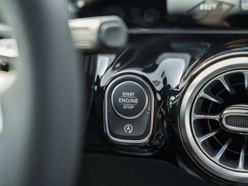 New 2026 Mercedes-Benz GLA 35 AMG 4MATIC image 28