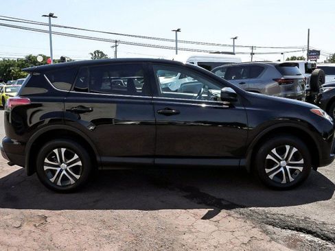 Used 2018 Toyota RAV4 LE w/ All Weather Liner Package AWD/4WD image 3