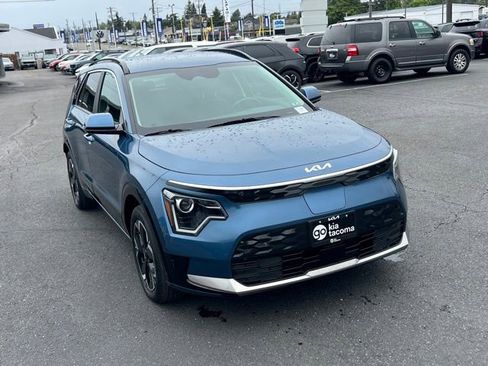 Used 2024 Kia Niro Wind w/ Wind Preserve Package FWD image 5