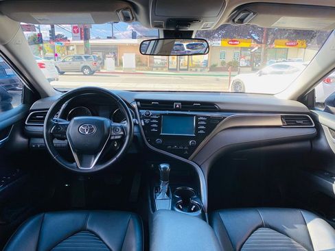 Used 2022 Toyota Camry SE FWD image 28