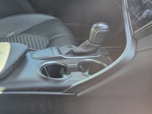 Used 2023 Toyota Camry SE image 17