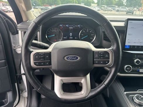 Used 2024 Ford Expedition Max XLT AWD/4WD image 31
