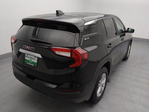 Used 2024 GMC Terrain SLE FWD image 7